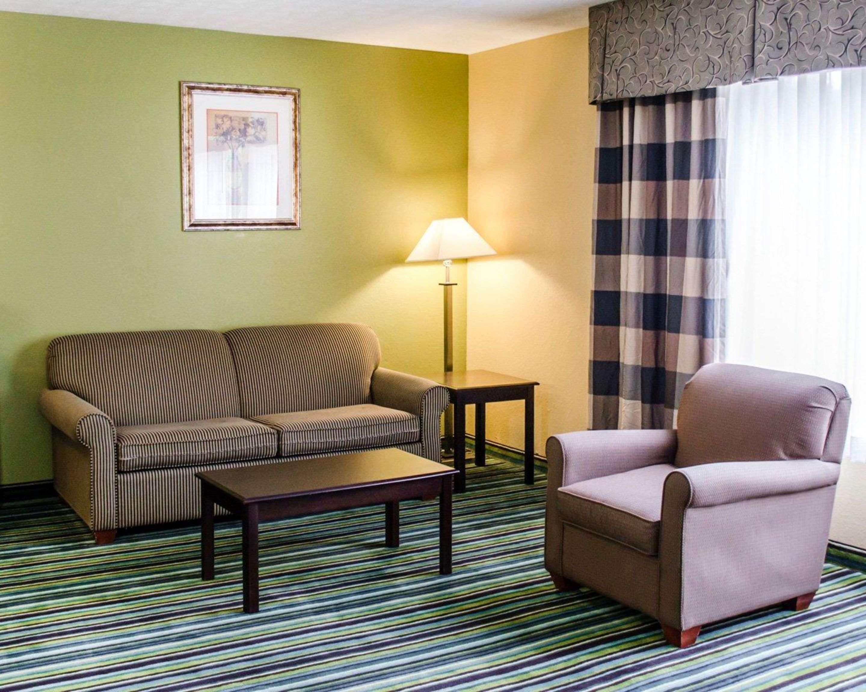 Quality Inn & Suites Medina - Akron West Luaran gambar