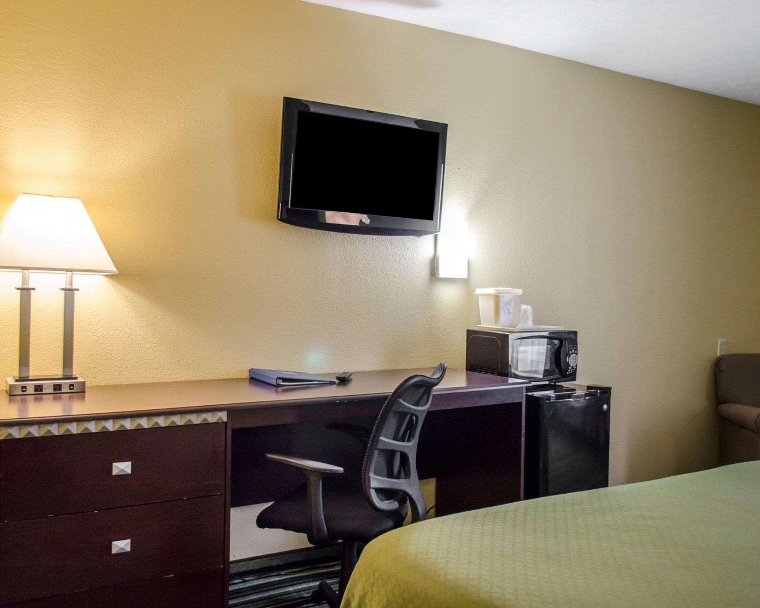 Quality Inn & Suites Medina - Akron West Luaran gambar
